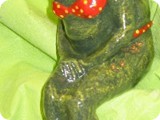 FR 242-Female paradise Frog
